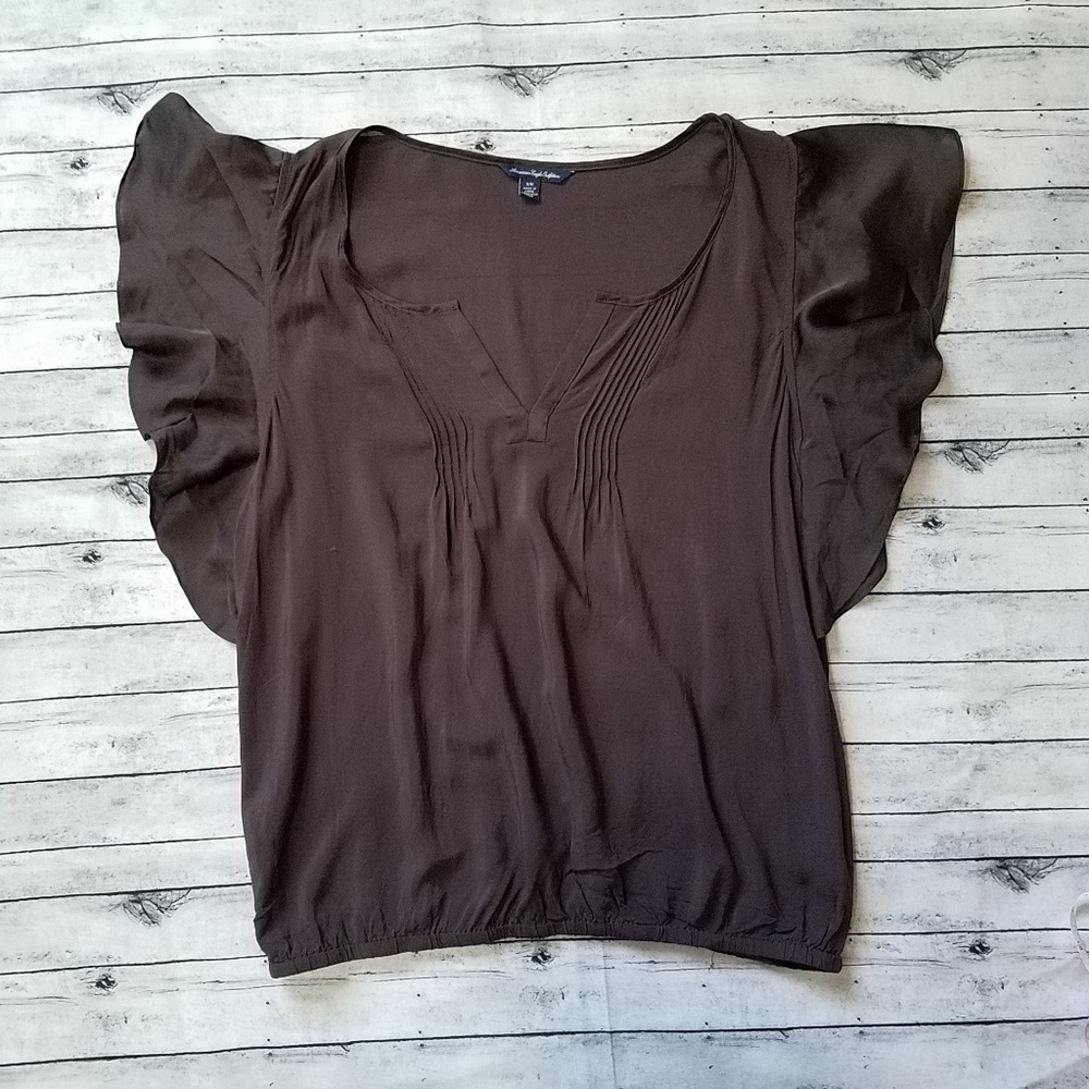 American Eagle Outfitters | flutter blouse, size M